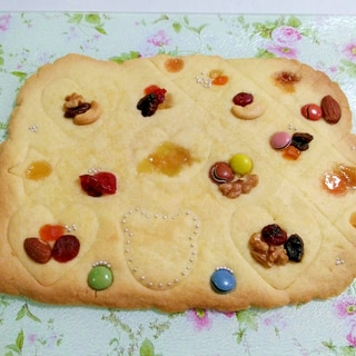 子どもが喜ぶ☆大きなデコレーションクッキー
